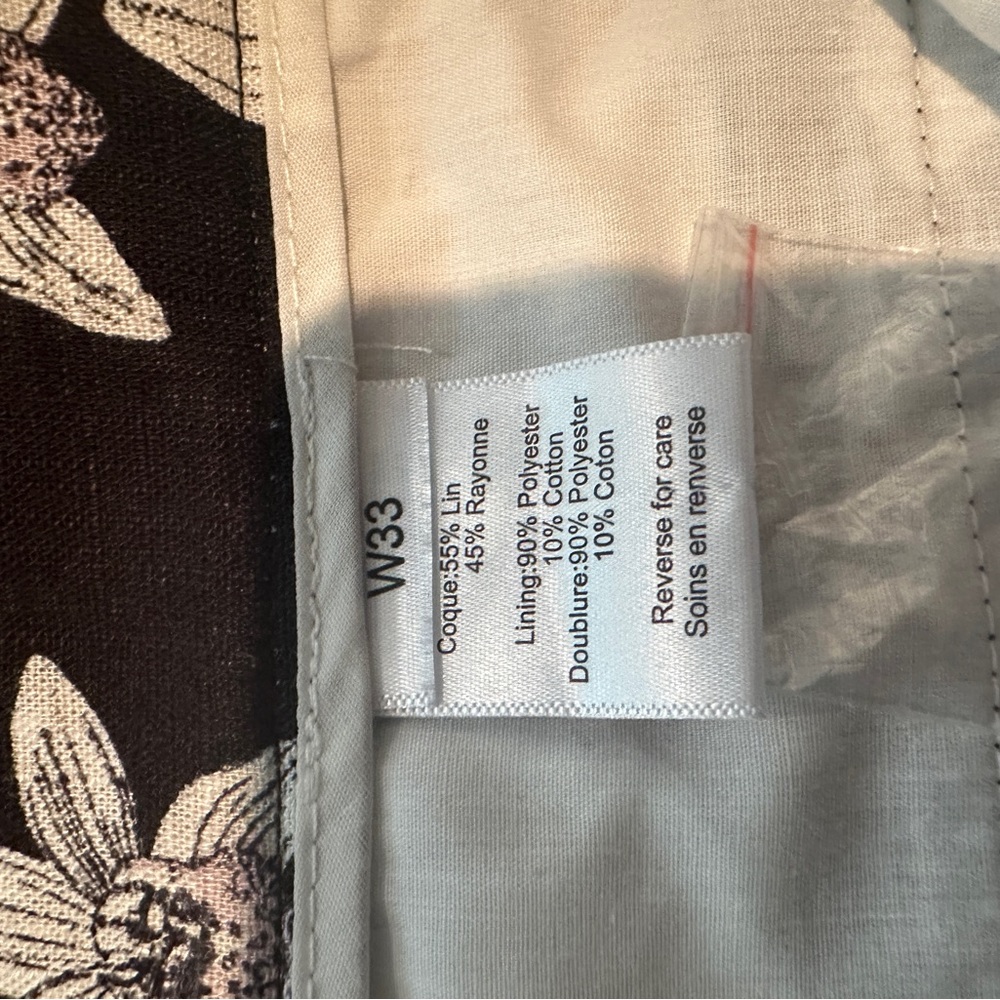 Paisley & Gray Black and White Floral Short - W33 - worn 3 times